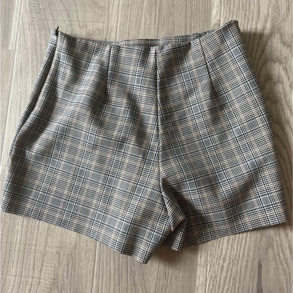 Zara skort size medium - Picture 2 of 3